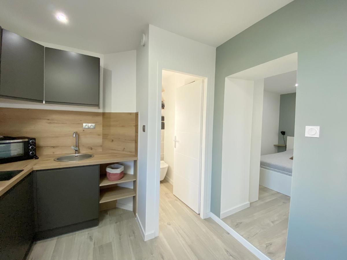 Studio Ora - 22M² - Climatise Avec Balcon Privatif Bassens  Bagian luar foto